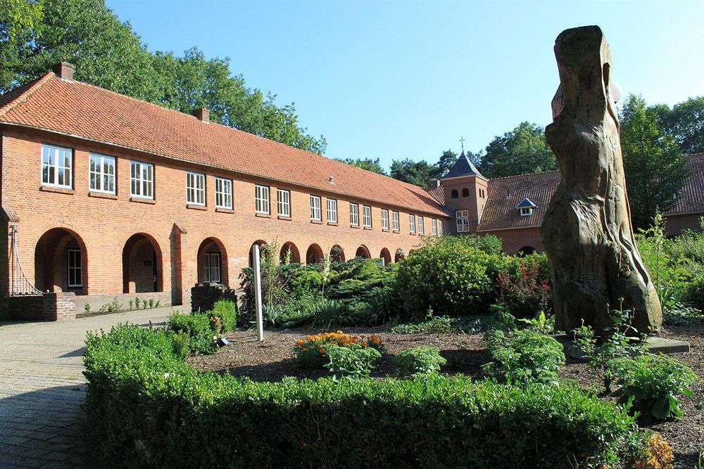 Hotel De Volksabdij Ossendrecht Luaran gambar